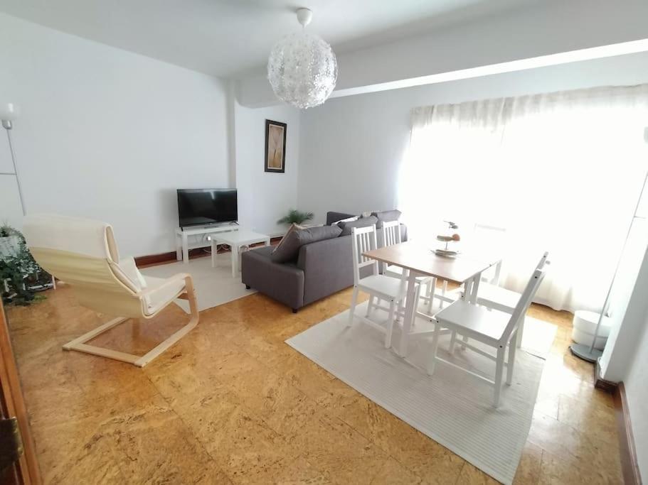 Apartamento Soleado Para 8 Personas En Santoña Kültér fotó